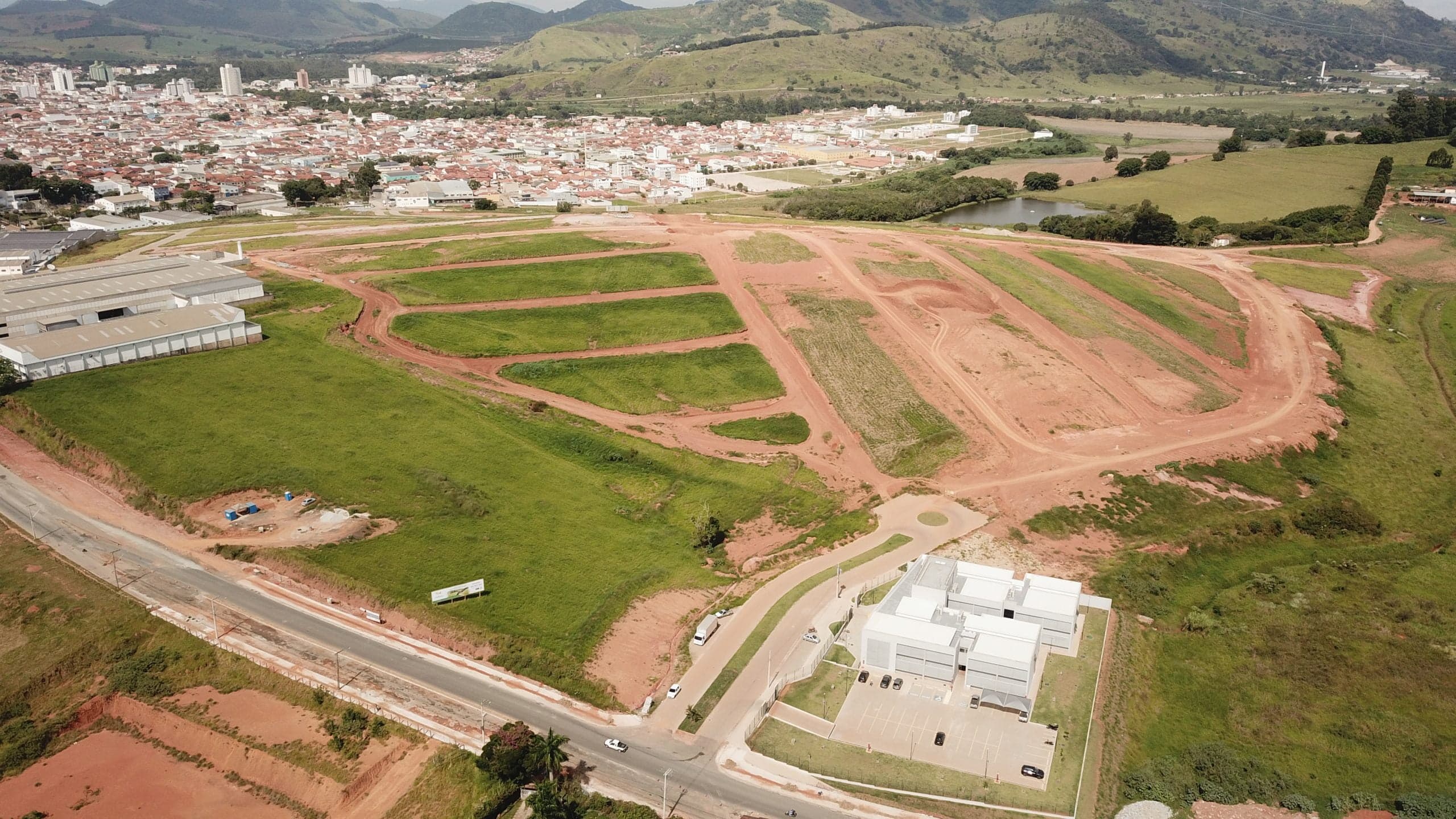 Vista aérea geral do empreendimento